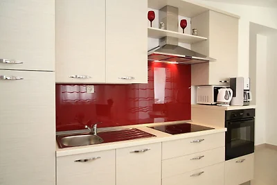 Moderne Ferienwohnung in Meeresnähe in Kaštel...