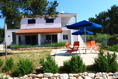 Apartment in Veli Rat mit Dachterrasse