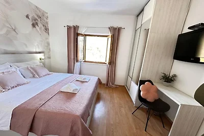 Three Bedroom Villa with Swimming Pool and...