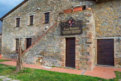 Cottage rustico a Magione con piscina
