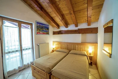 Wohnung in Antey-Saint-Andrè mit Balkon