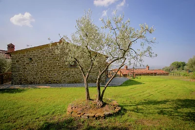 Lussuosa villa con piscina a Cortona