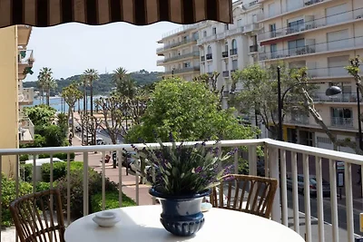 Ferienwohnung mit Meerblick in Antibes