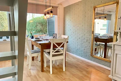 Bungalow in Sint Maartenszee am Strand