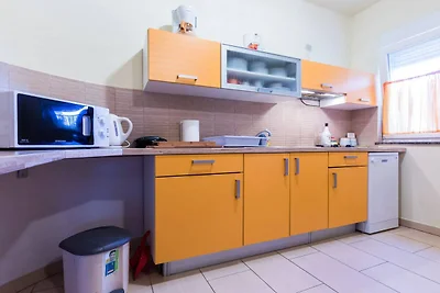 Standard Two Bedroom Apartment with Terrace (...