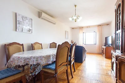 Geräumiges Appartement in Tribanj mit...