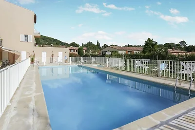 Moderna casa vacanze con piscina