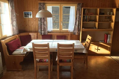 Elegantes Chalet im Fieschertal in Waldnähe