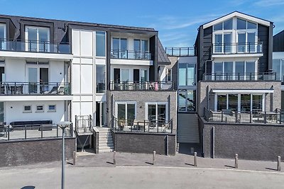 Modernes Apartment mit Hafenblick