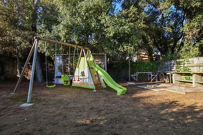 Vecchia casa vacanze con vasca idromassaggio