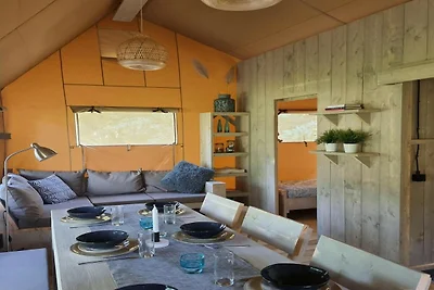 Luxe familielodge met slaaphoekje buiten