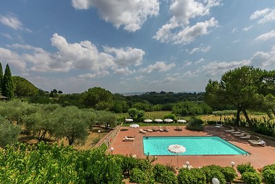 Modernes Ferienhaus mit Pool in Siena Italien