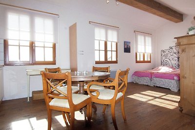 Ruhig gelegenes Ferienhaus in Roussines mit...