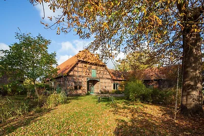 Historischer Fachwerk-Bauernhof in...