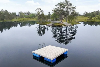 11 Personen Ferienhaus in Hornnes