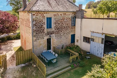 Casa vacanze con piscina a Coubjours