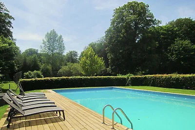 Schloss Bodeux mit privatem Pool und Sauna