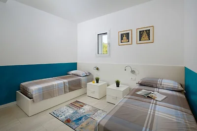 Exklusive Villa in Stanišovi mit Swimmingpool