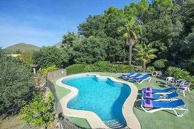 Villa in Pollensa mit Schwimmbecken