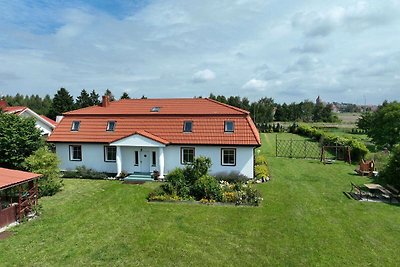 Comfortabel huis met een eigen tuin, Darłowo