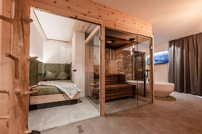 Angenehme Wohnung in Magras di Malè mit Spa