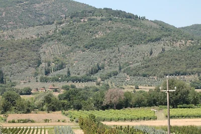 Spaziosa villa per vacanze con piscina