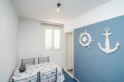 Apartment & Rooms Alan - Double Room with Sha...