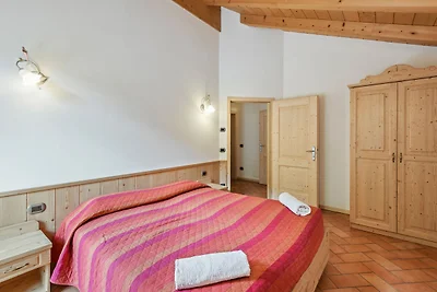 Moderne Ferienwohnung mit Pool in Skigebietsn...