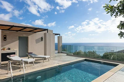 Ferienhaus auf Kreta mit Pool nahe Souda...