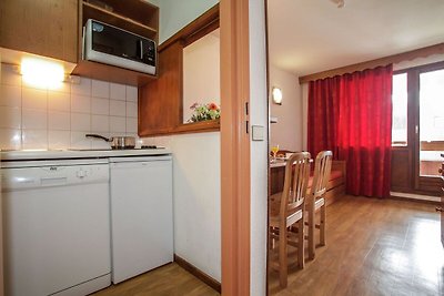 Neat studio in a modern chalet at 250 m.