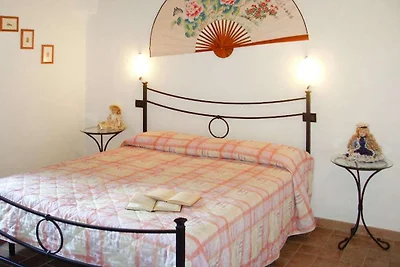 Wohnung in Volterra mit Garten