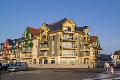 Möblierte Wohnung mit Balkon oder Terrasse