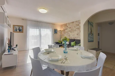 Wohnung mit Balkon und Meerblick
