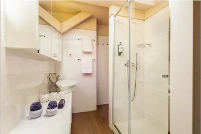 Charmante Wohnung mit Balkon in Porto