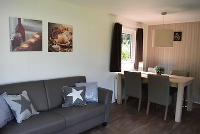 Chalet mit Sauna in der Nähe der Veluwe
