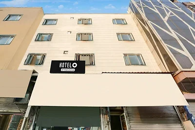 Super Hotel O Stazione Ferroviaria di Nuova...