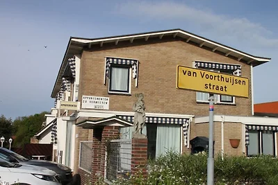 Appartement in Domburg met zwembad