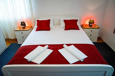 Guest House Cesic - Double Room No8