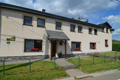 Traumhaftes Ferienhaus in Vielsalm mit Garten