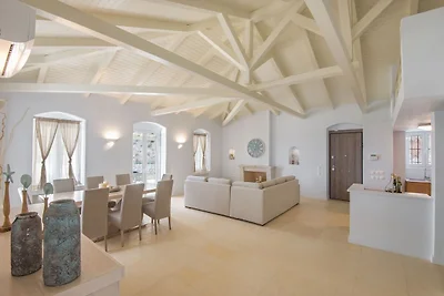 Villa auf dem Peloponnes mit Pool