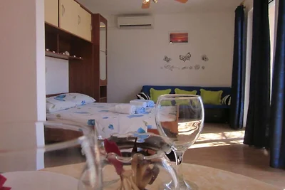One-Bedroom Apartment with Terace with Sea...