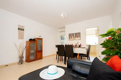 Oasis Park Apartment mit Gemeinschaftspool