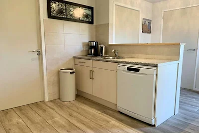 Bungalow in Sint Maartenszee mit Veranda