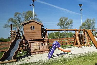 Casa vacanze a Mielno vicino al lago