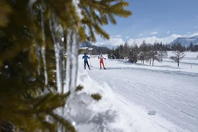 Chalet in Wiler bij Skilift & Uitzicht