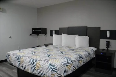 2 Queensize Bedden | Ns | Keuken