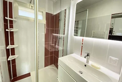 Mooie studio met uitzicht op zee