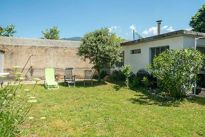 Casa vacanze con giardino e vasca...