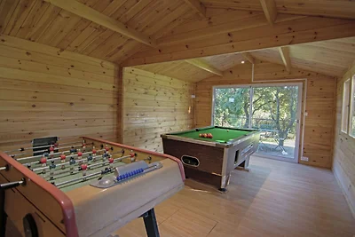 Villa con piscina privata a Ledenon