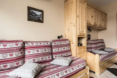 Appartamento luminoso · Accesso diretto alle ...